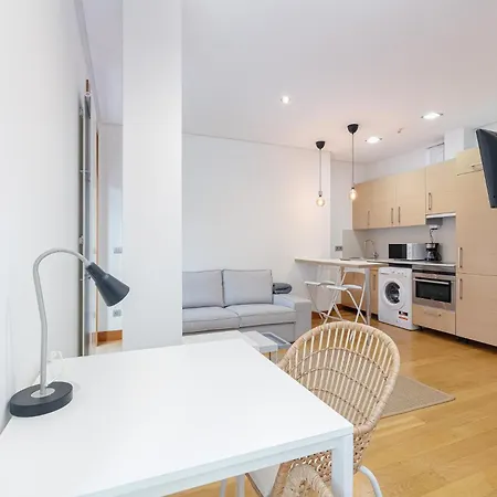 Sencillo Apartamento En El Corazon De Vigo By Cabana Rentals Exterior photo