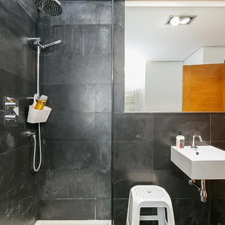 Sencillo Apartamento En El Corazon De Vigo By Cabana Rentals Exterior photo
